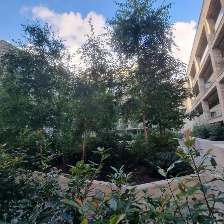 Excel London - Fantastic Garden - 3 Bedroom-Condo